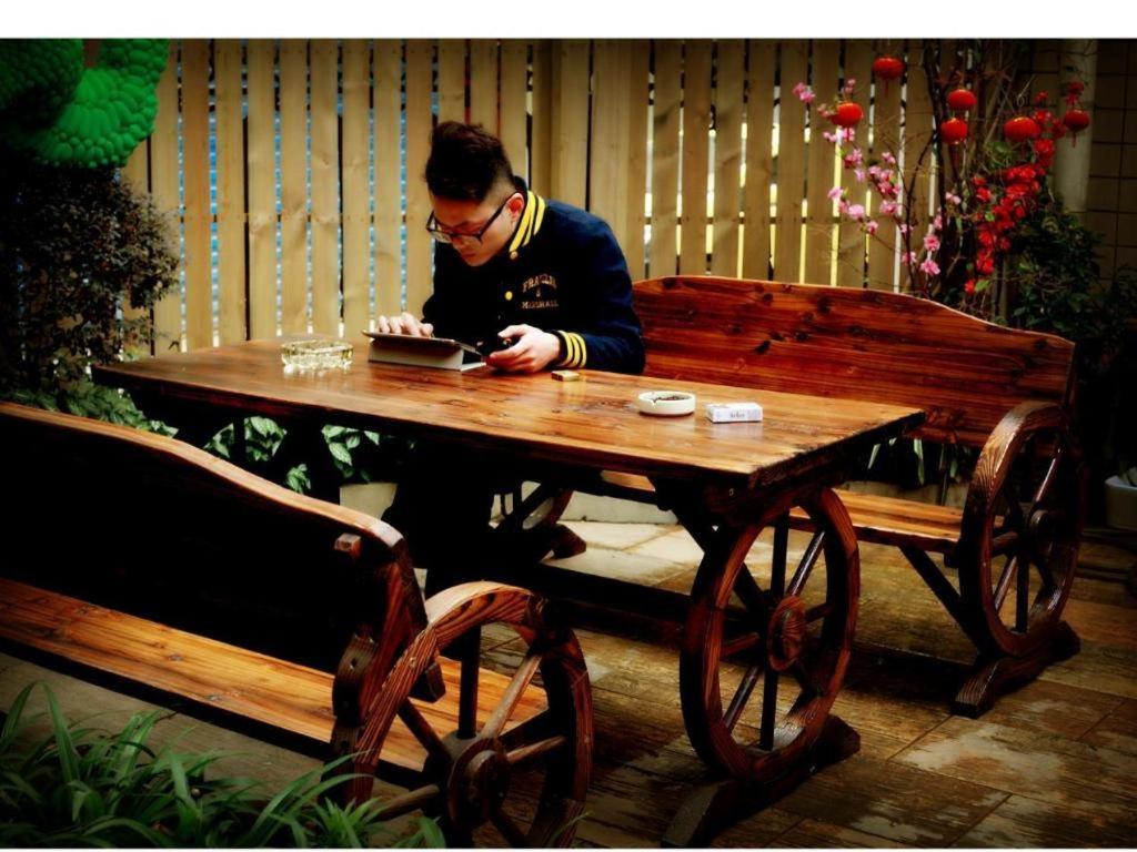 Parkside Hostel Guilin Exterior photo